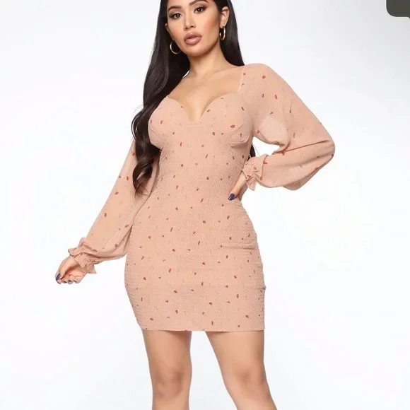 FASHIONNOVA Walk That Smock Mini Dress! - Picture 2 of 14